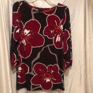 XS Ann Taylor maroon and black floral top